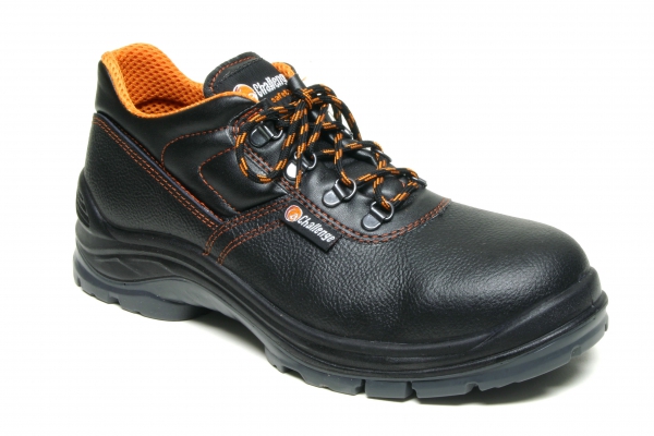 Bezpečnostní obuv C16 S1P